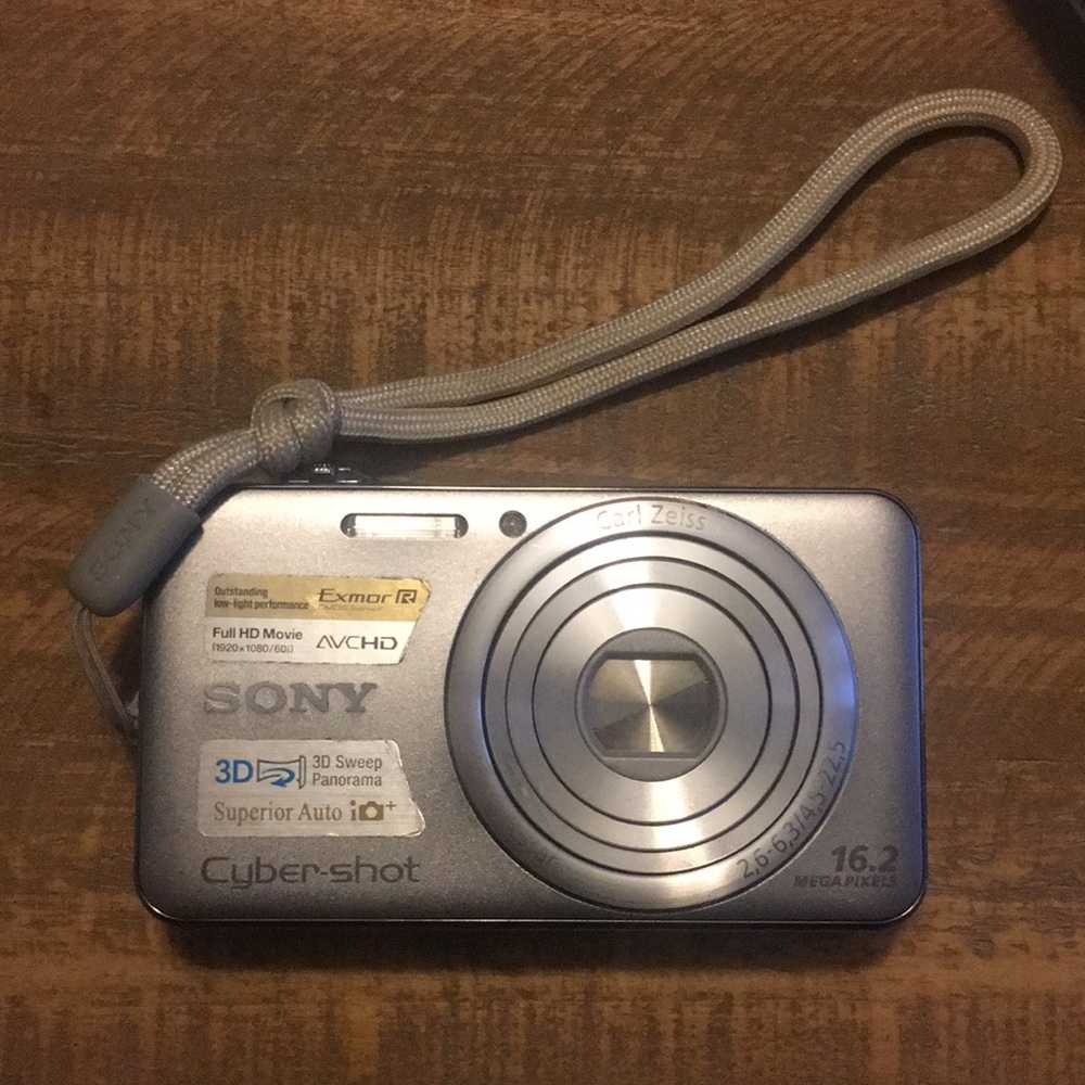 Sony Cybershot camera